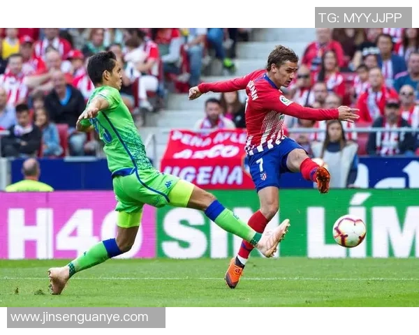 欧冠杯激战马竞迎战莫火车头全力争胜展现球队实力与决心 欧冠杯激战马竞迎战莫火车头全力争胜展现球队实力与决心